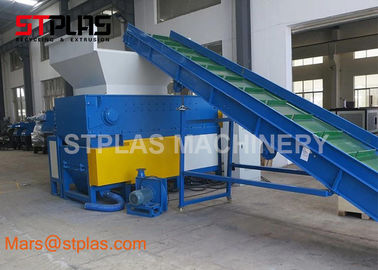Scrap Plastic Waste Shredding Machine / Single Shaft Shredder 300-1000kg/Hr