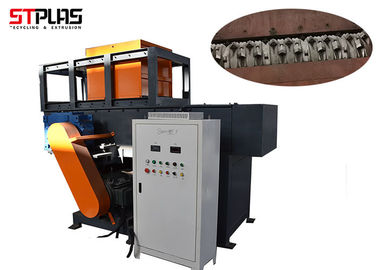 Single Shaft Wood Pallet Plastic Recycling Machine Mini Plastic Shredder